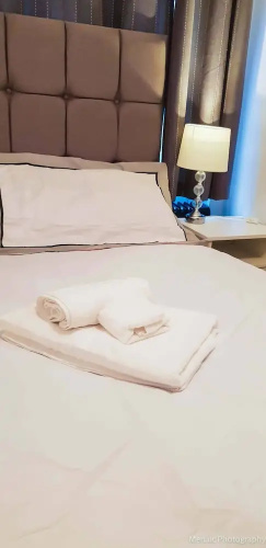 Room-cosy Double Private Bedroom 2-3