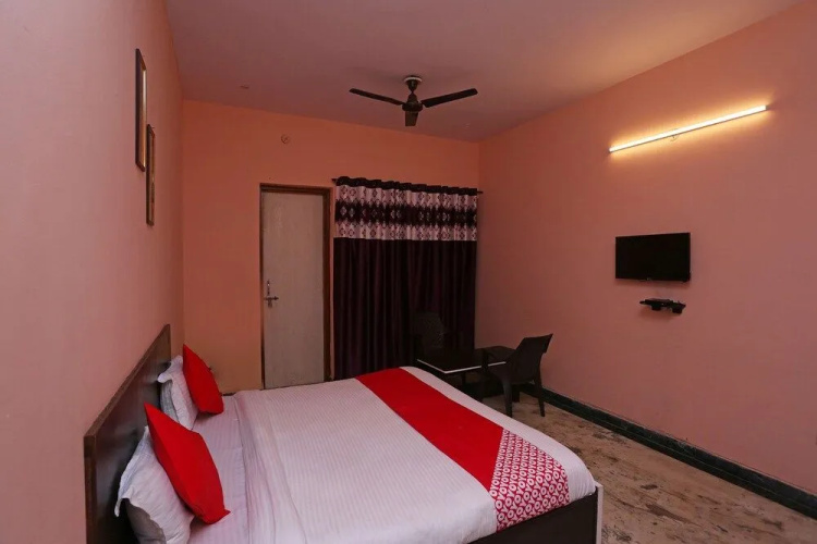 Oyo 27969 Radiant Casa