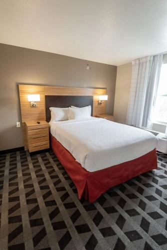 1 Bedroom Suite