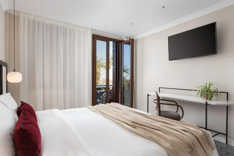 Deluxe Double room with sea view
