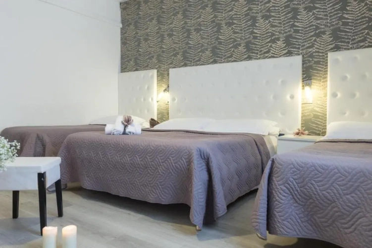 Standard Quadruple room