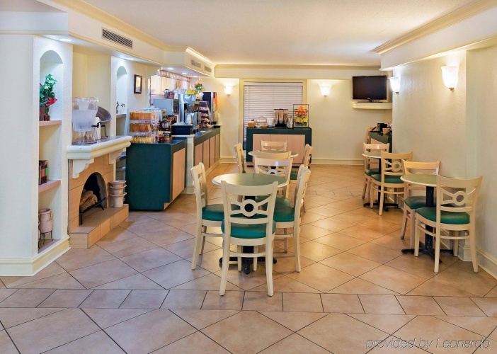 La Quinta Inn by Wyndham College Station photo 20
