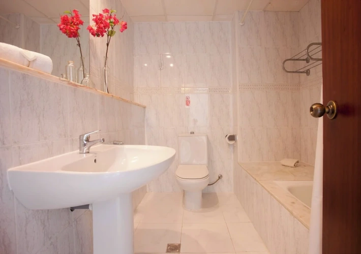 2 Bedrooms Deluxe Apartment
