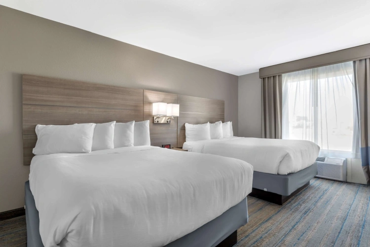 Standard Quadruple room