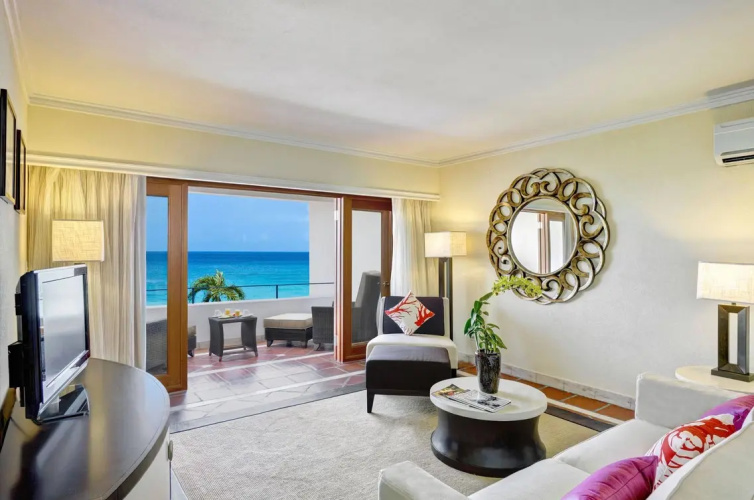 1 Bedroom Suite with ocean view