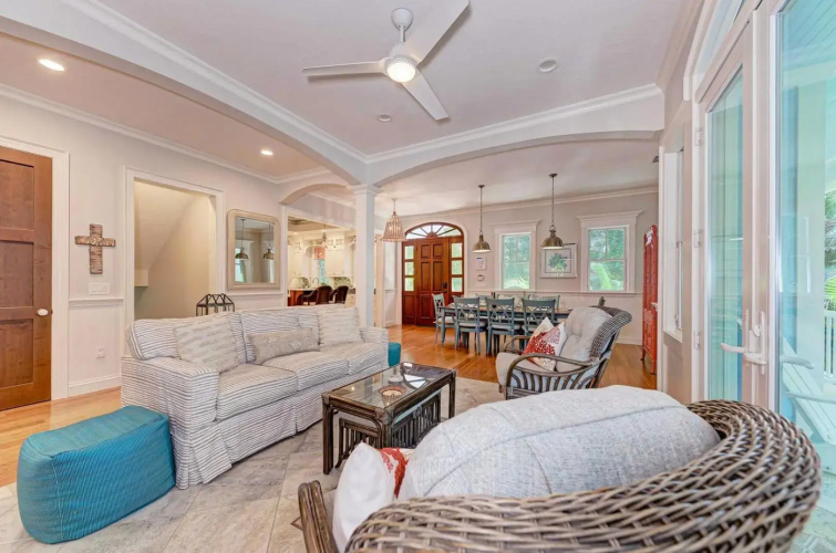 Banyan Beach - 104 Beach Ave