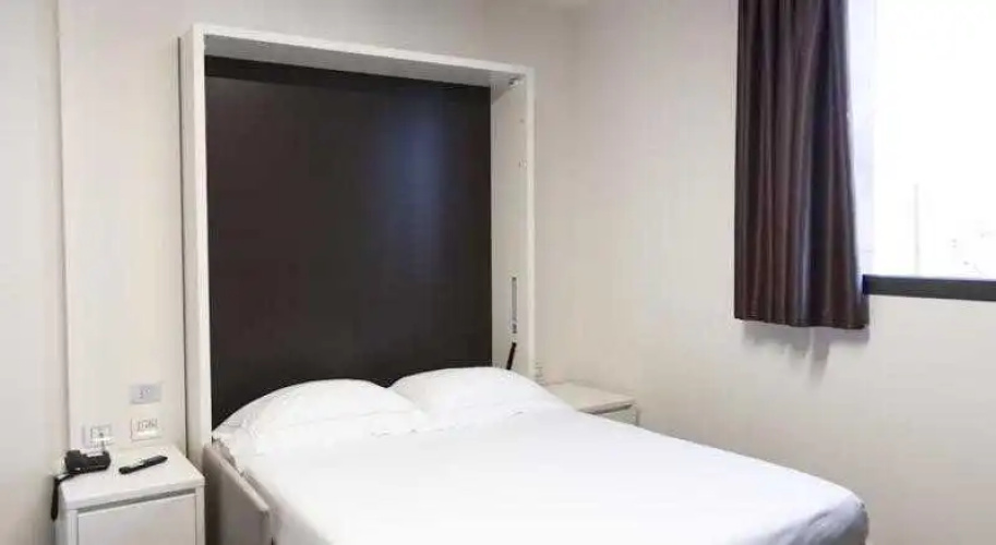 57 Res Hotel Orio
