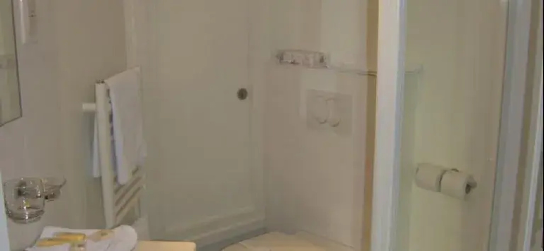 Kyriad Annemasse Hotel