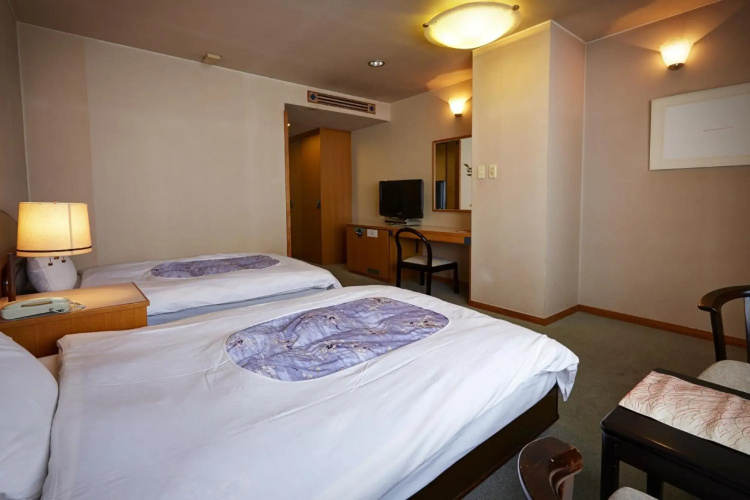 Hotel New Tsuruta
