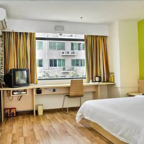 7 Days Inn