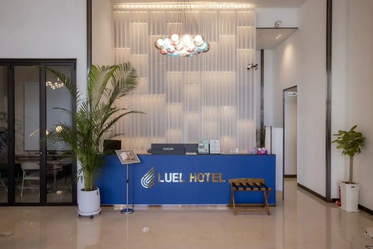 Luel Hotel