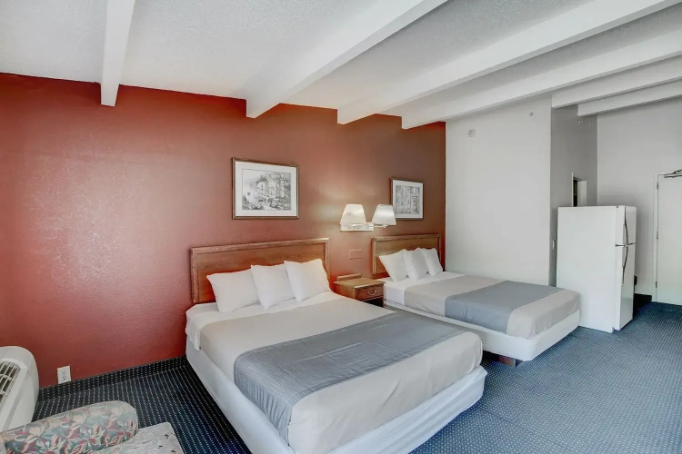 Red Carpet Inn