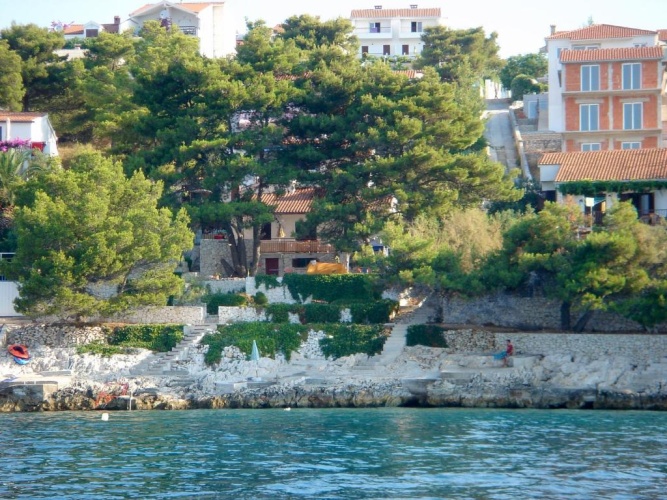 Apartment with sea view
