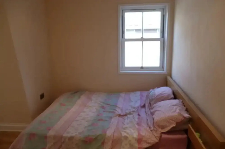 Modern 1 Bedroom Flat With Great Transport Links