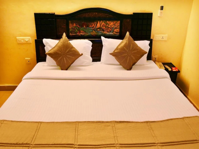 OYO 5809 Empire Inn