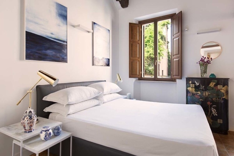Rome Accommodation - Margana I