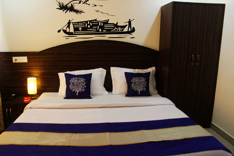 OYO 4205 Hotel Anuj Regency