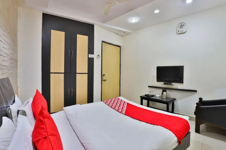 Hotel Gokul