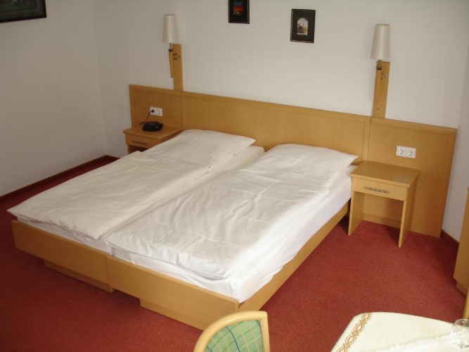 Twin Apartment