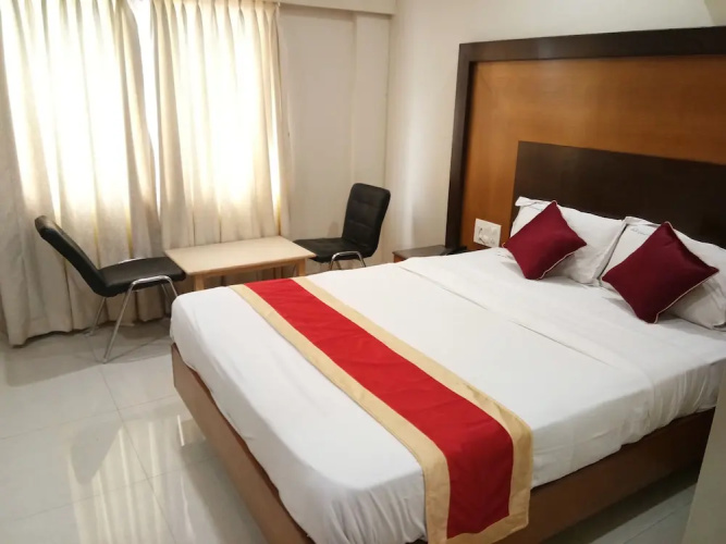 HLV Grand Inn