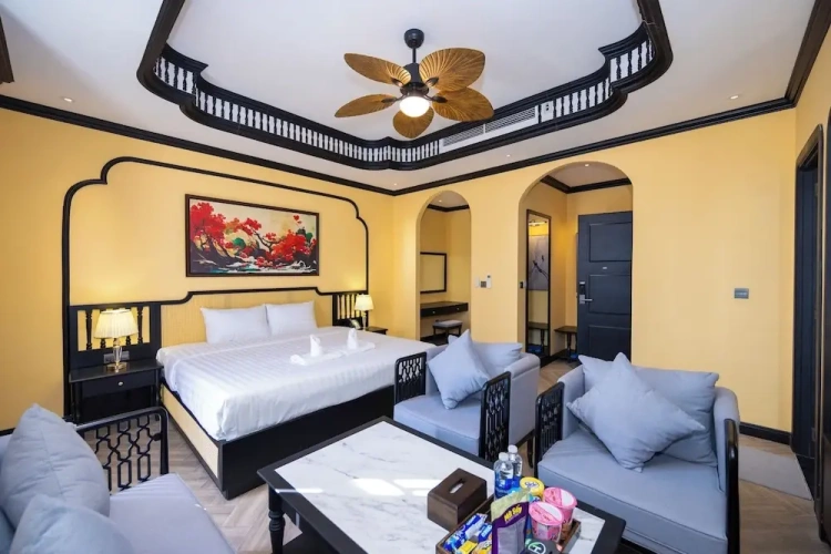 Family Suite with balcony and beachfront