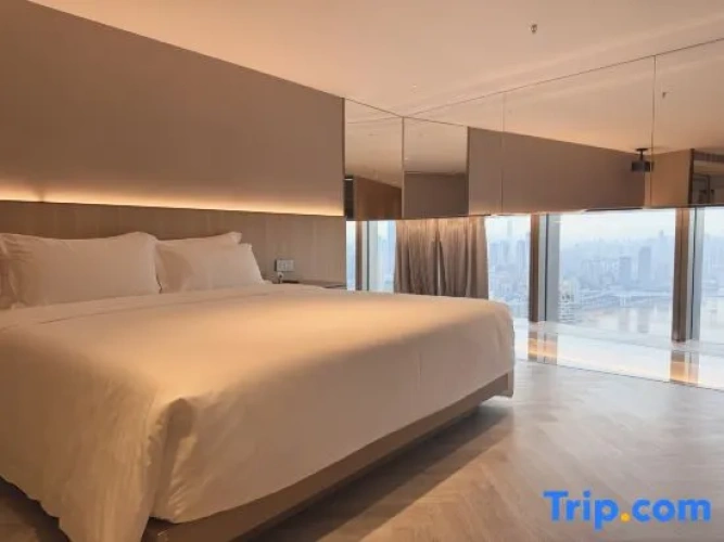 Deluxe Duplex Suite with river view