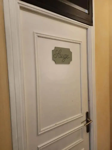 Comfort room
