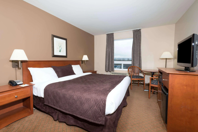 Super 8 by Wyndham Sainte Agathe Des Monts photo 6