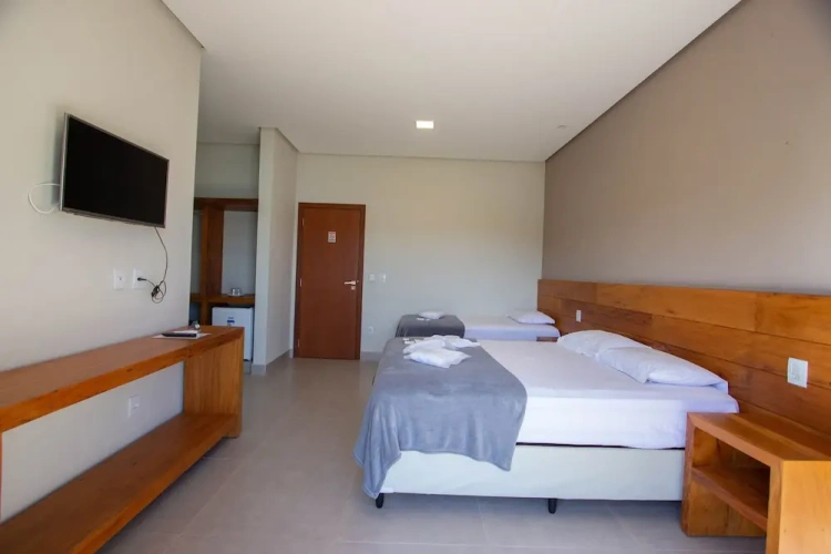 Deluxe Basement Suite