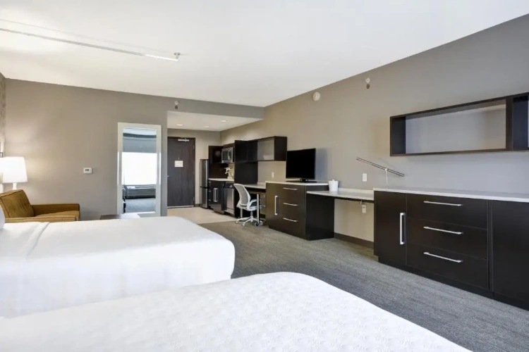 Quadruple Suite