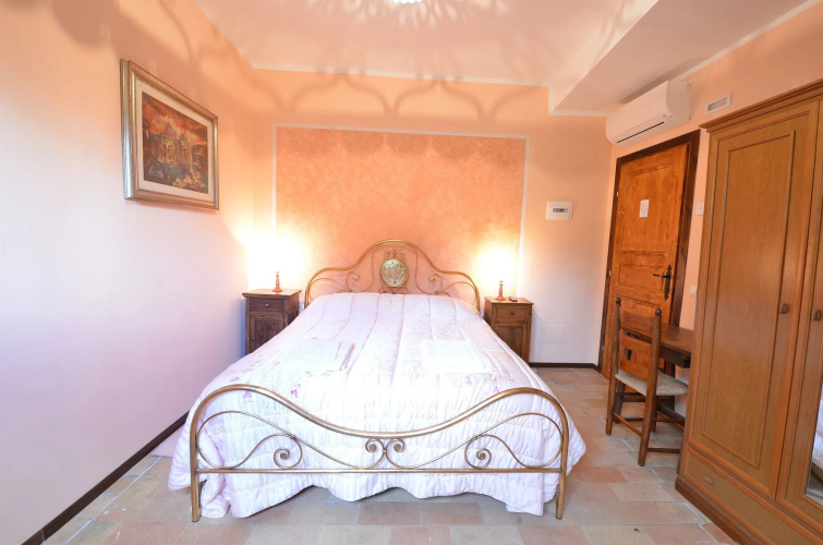 All'Ombra di San Damiano