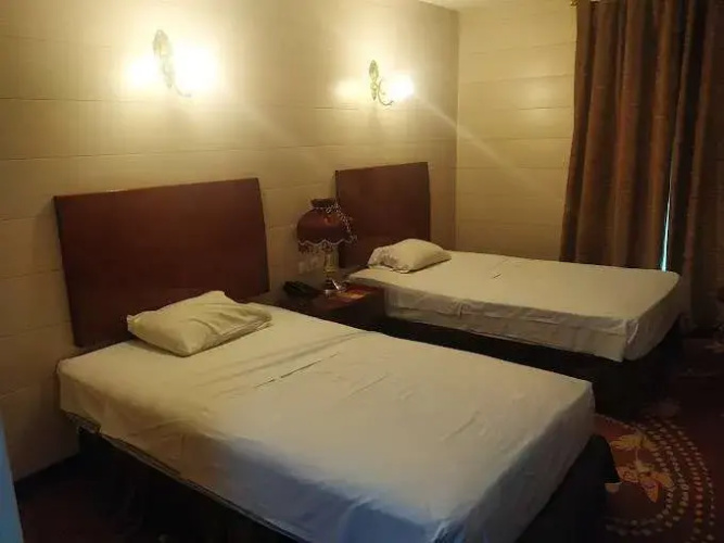 Karvansara Pars Hotel