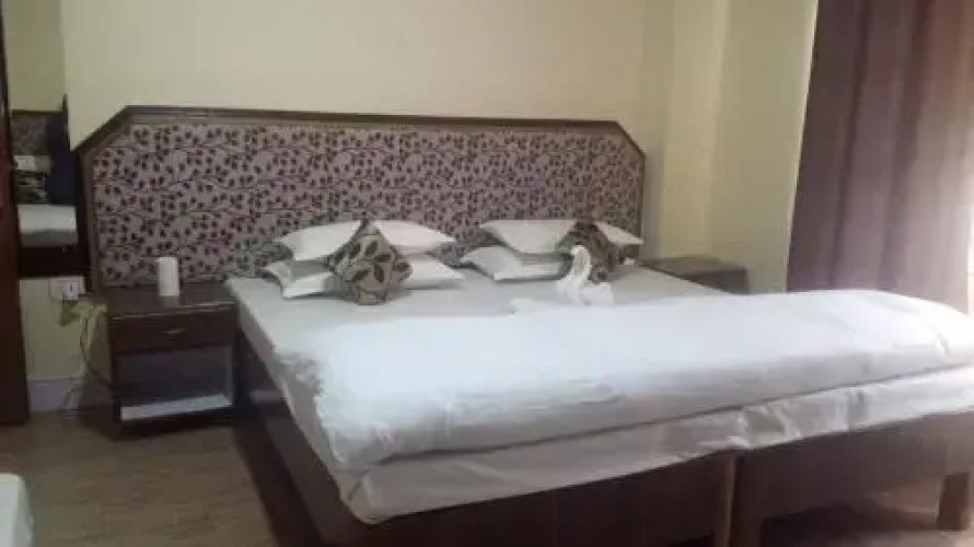 Green Tara Residency