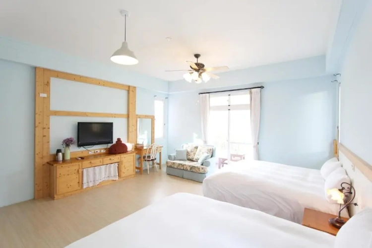 Deluxe Quadruple room
