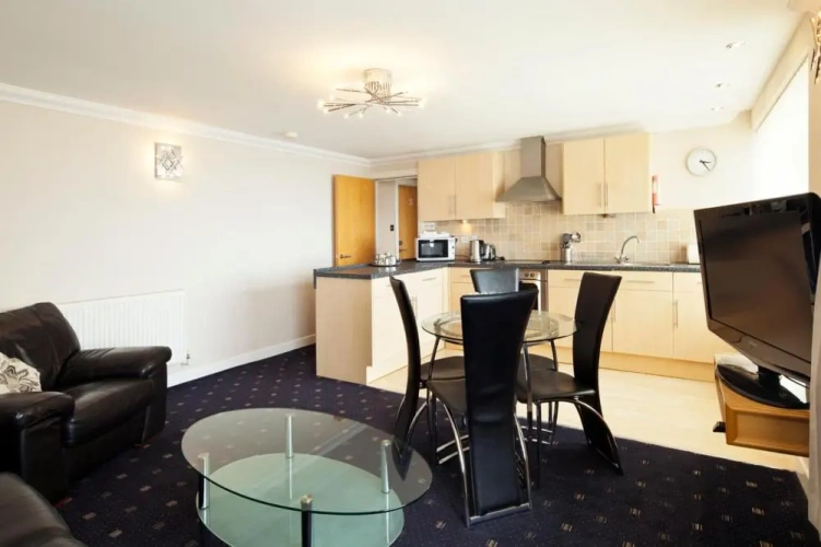 1 Bedroom Apartment