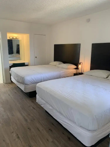 Almara Inn