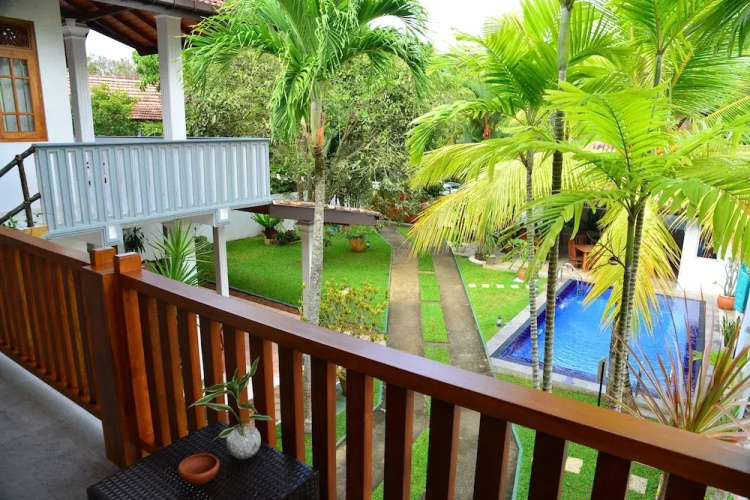 Surf Villa