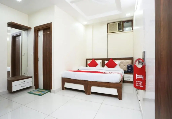 Doodle's Crib Guest House by OYO Rooms