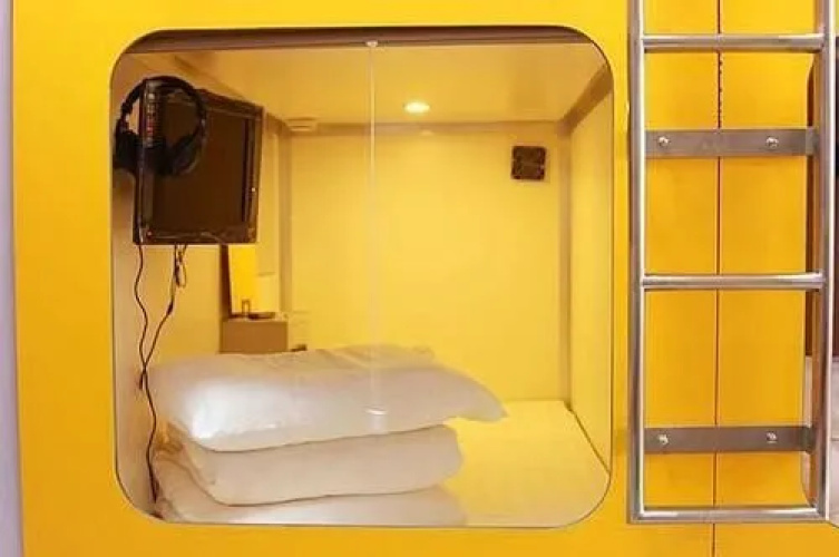 Woke Home Capsule Apartment