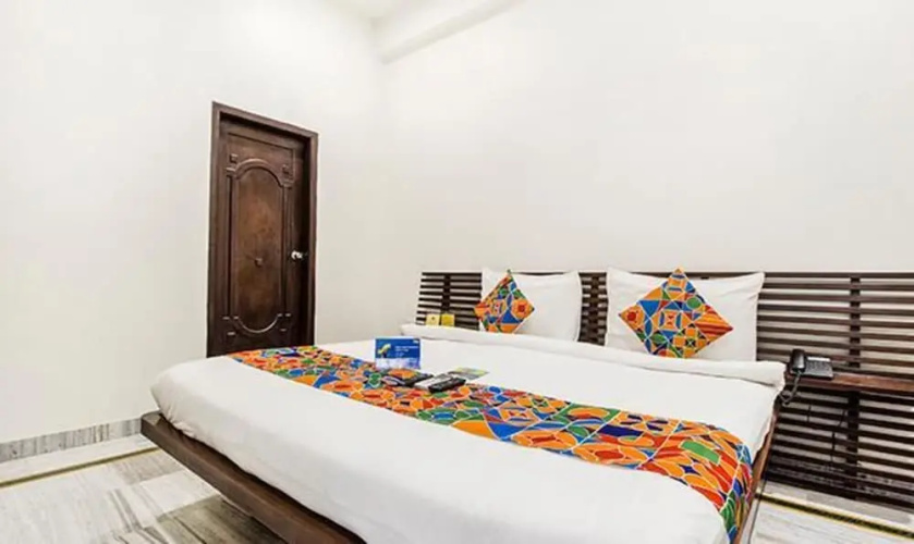 Fabhotel Jaipur Villa