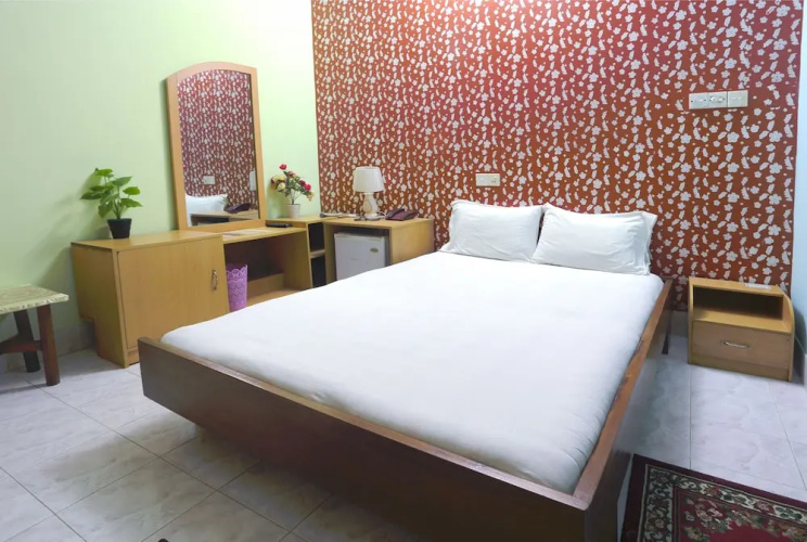Farmis Garden Hotel & Restaurant