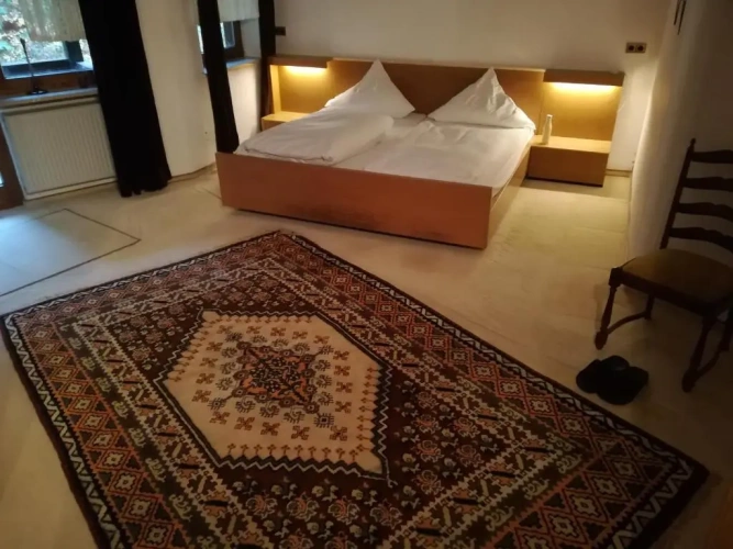 3 Bedrooms Apartment