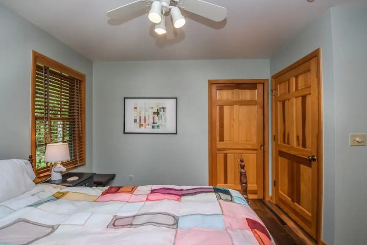 Swimming Bear Lodge 4 Bedroom House