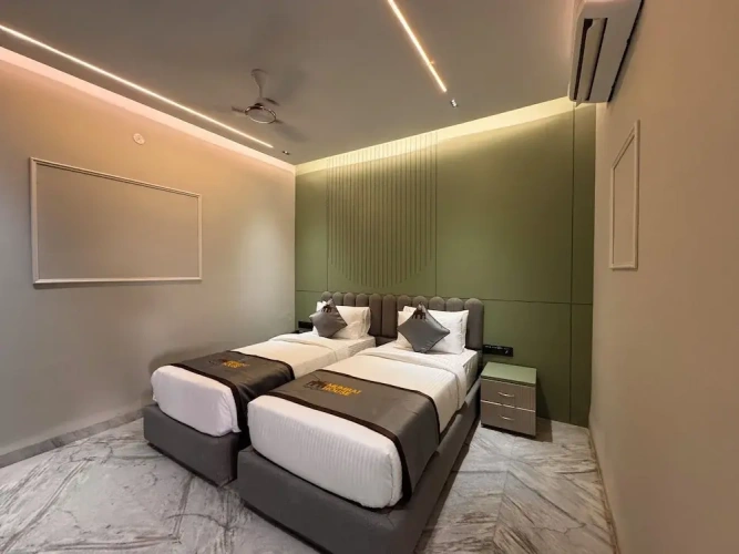 Deluxe Twin room