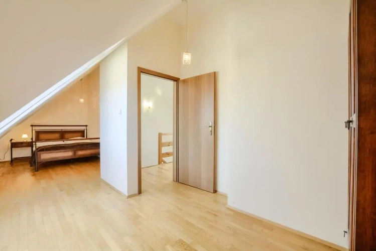 3 Bedrooms Double Apartment
