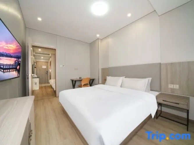 Comfort Triple Family Suite