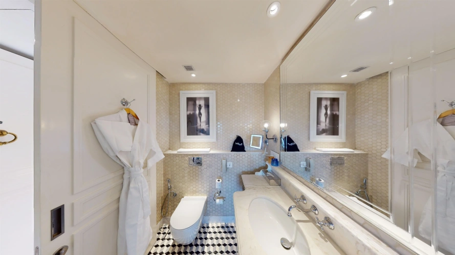 Deluxe Double room with view