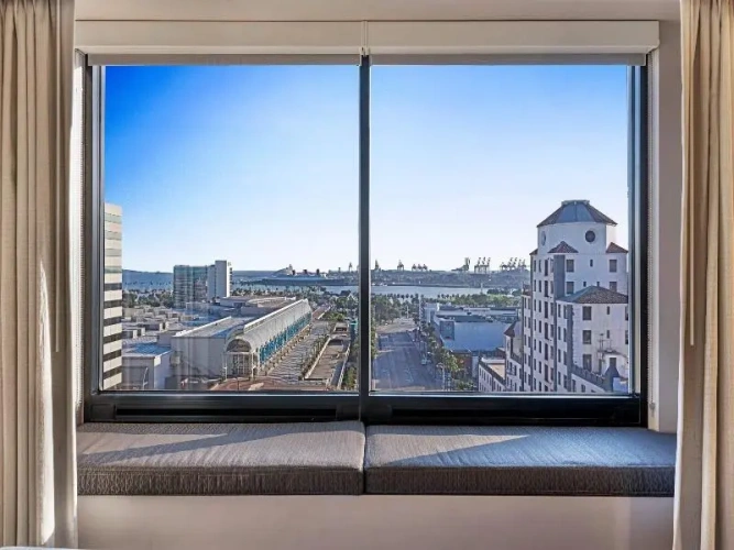 Standard Quadruple room with balcony