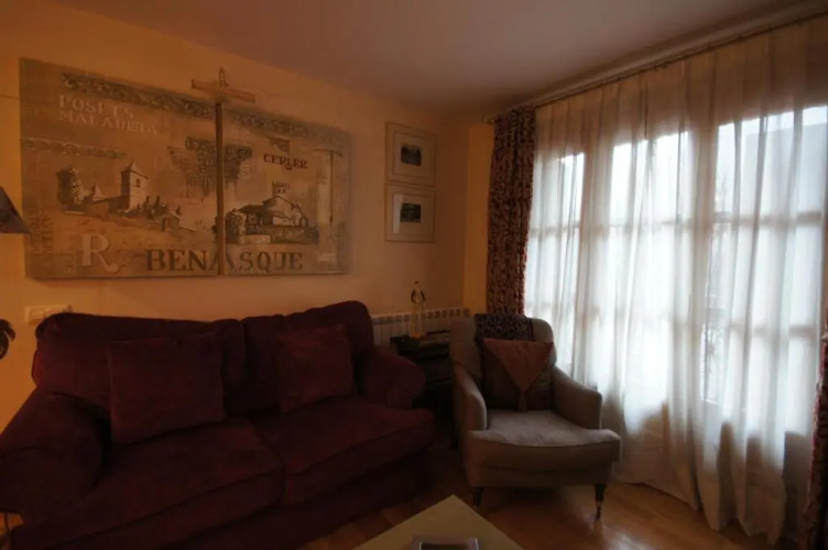 LH Apartamento Sayo VIII