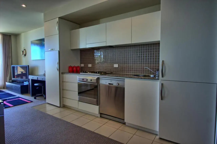Spinway Adelaide - Oaks Plaza Pier